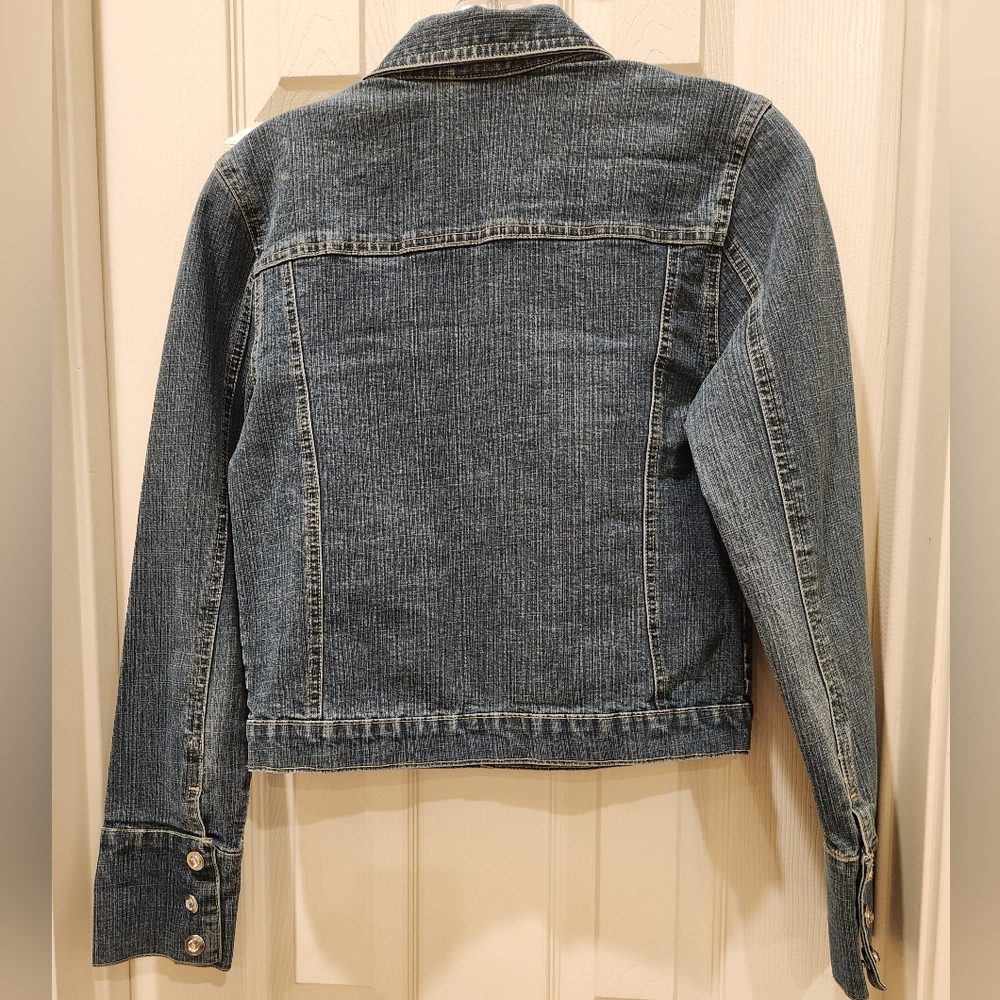 Denim Jacket Decoded - Picture 3 of 4